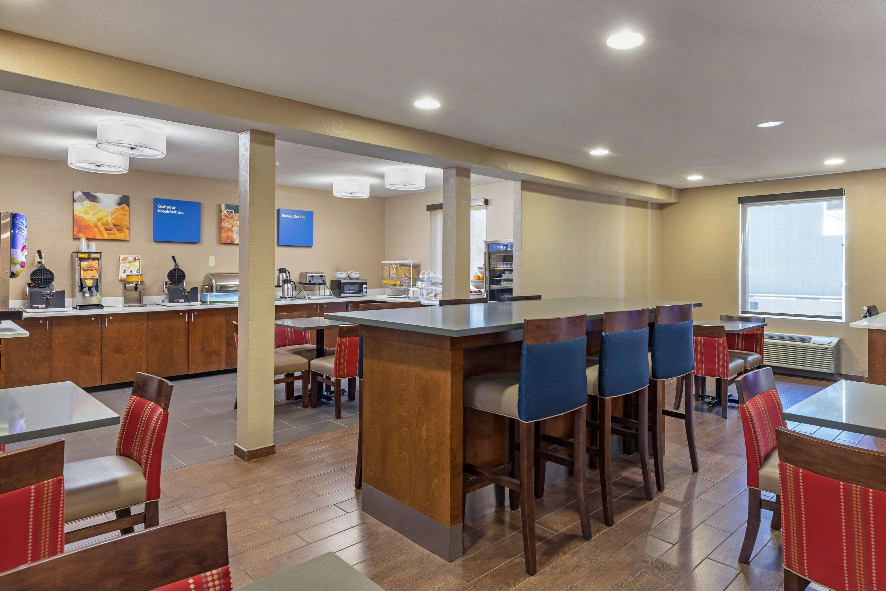 Comfort Inn N Myrtle Beach Barefoot Landing Норт-Міртл-Біч Екстер'єр фото