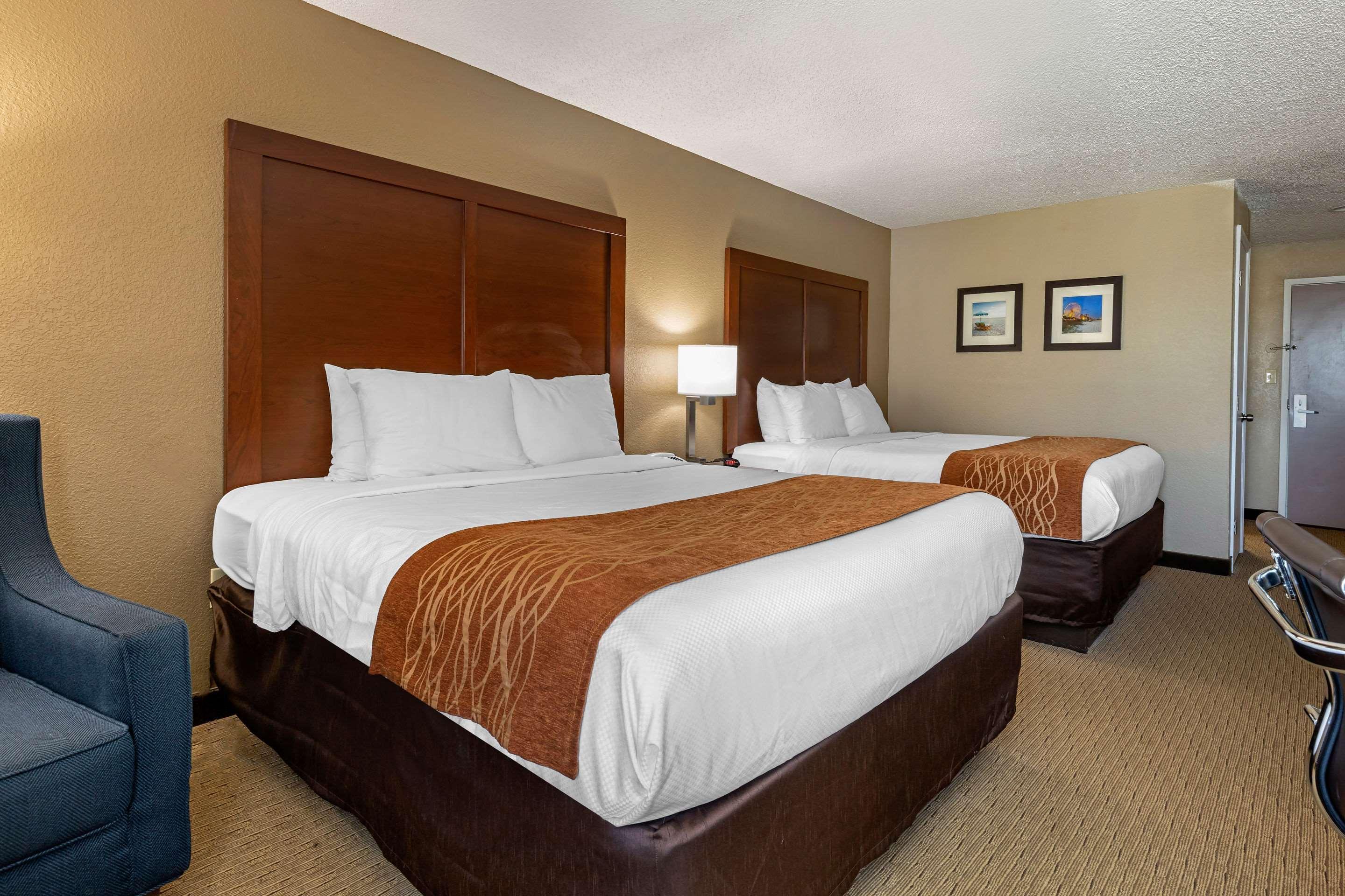 Comfort Inn N Myrtle Beach Barefoot Landing Норт-Міртл-Біч Екстер'єр фото