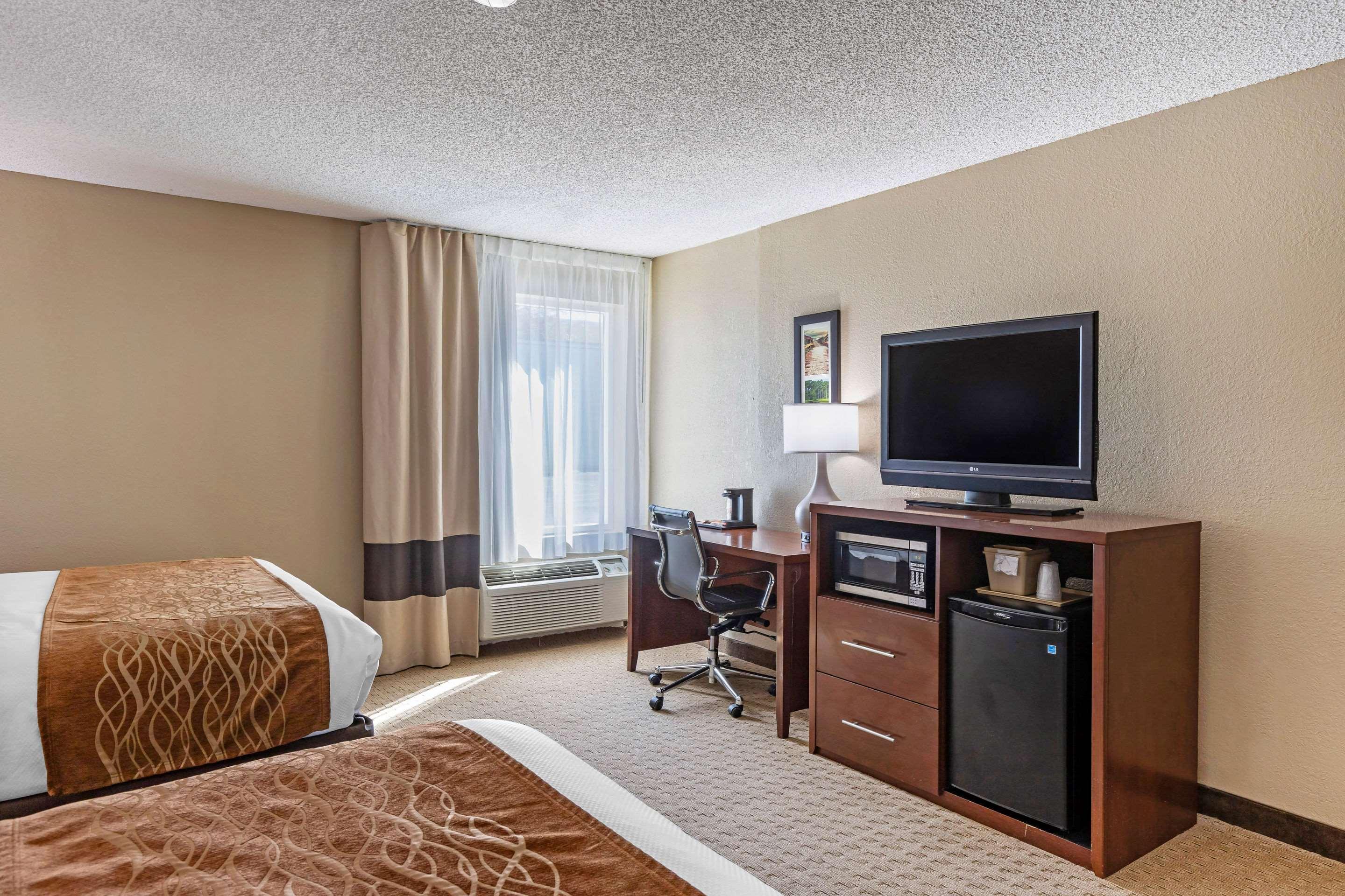 Comfort Inn N Myrtle Beach Barefoot Landing Норт-Міртл-Біч Екстер'єр фото