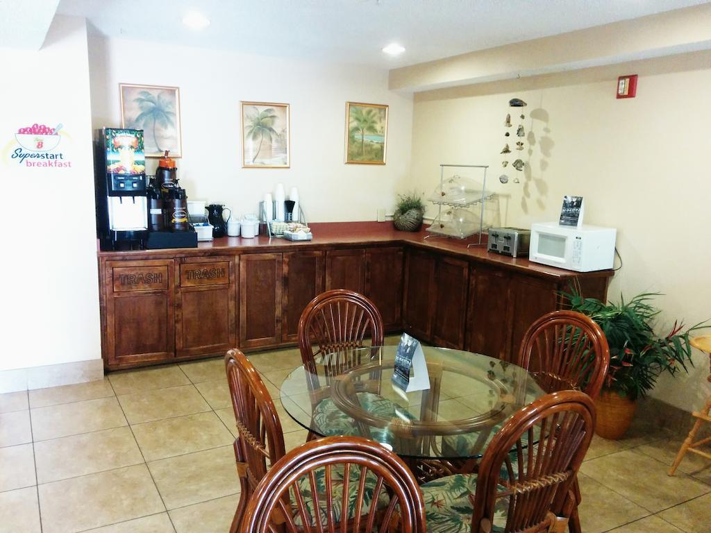 Comfort Inn N Myrtle Beach Barefoot Landing Норт-Міртл-Біч Екстер'єр фото